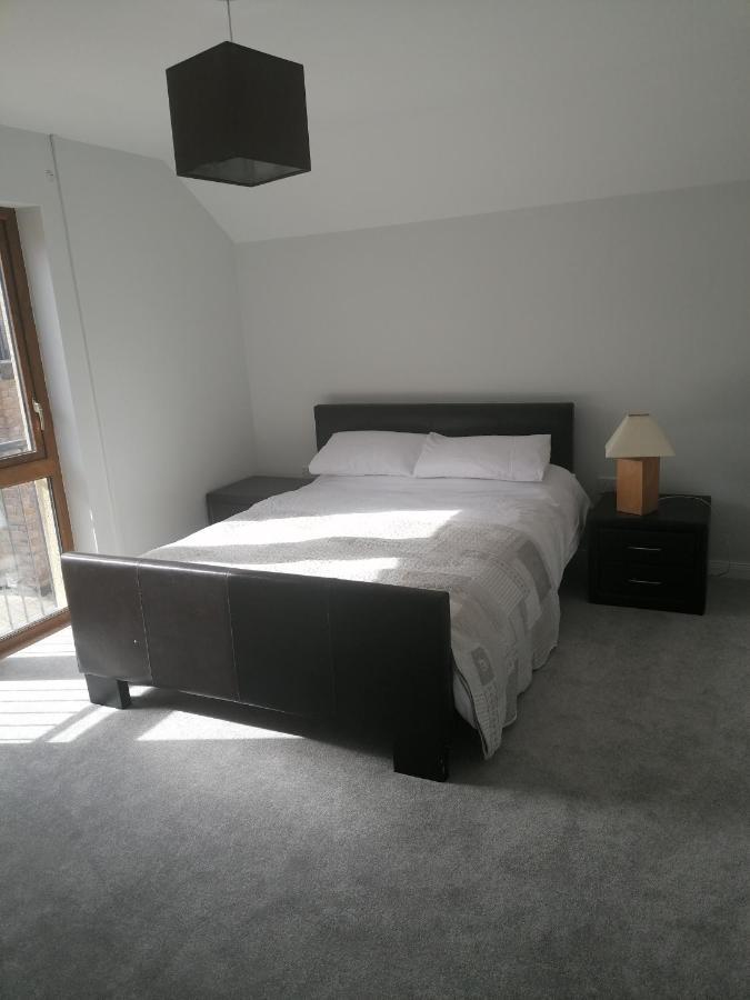 4 Clifden Court Lägenhet Exteriör bild